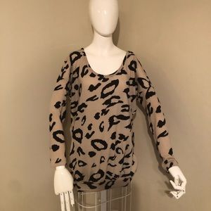 Animal print top